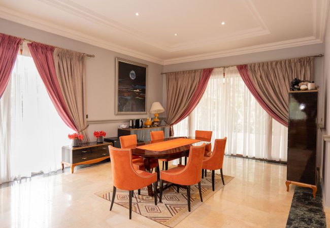 gUST-HOUSE-1--1-(10)